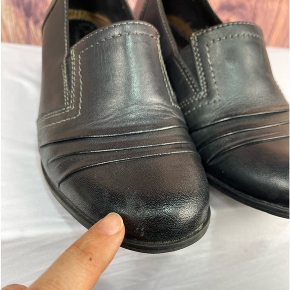 Earth Origins black leather slip on shoes women’s size 7m - Picture 10 of 17
